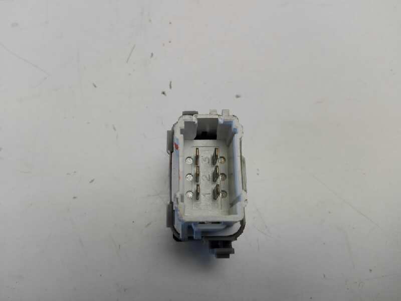 Recambio de interruptor para nissan qashqai (j10) acenta referencia OEM IAM   