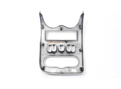 Recambio de moldura para dacia sandero 1.5 blue dci diesel fap cat referencia OEM IAM 8200739438   2