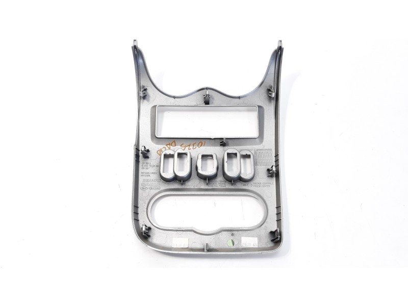 Recambio de moldura para dacia sandero 1.5 blue dci diesel fap cat referencia OEM IAM 8200739438  