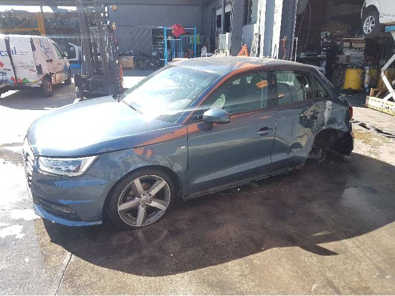 audi a1 sportback (8xf) del año 2016