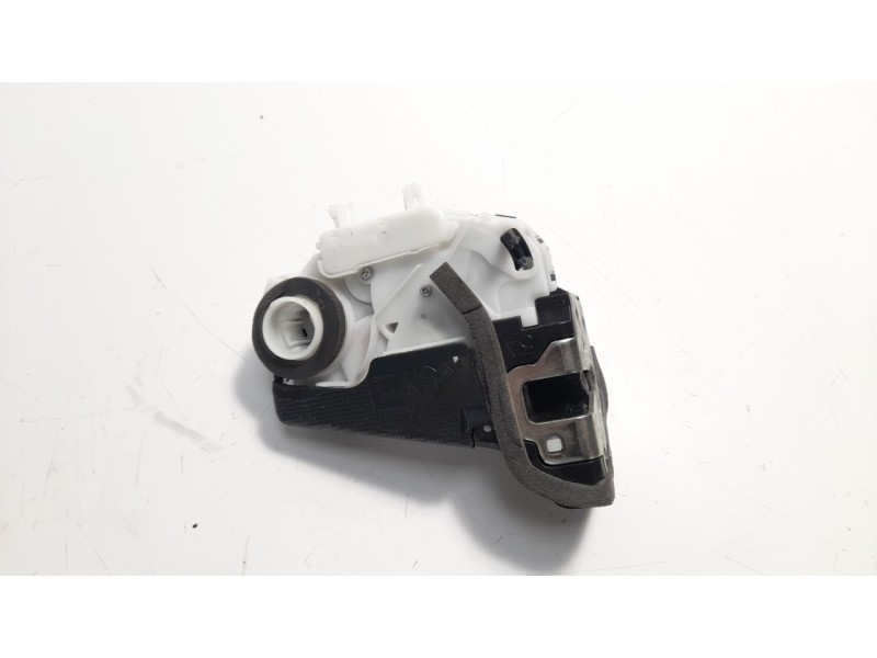 Recambio de cerradura puerta trasera izquierda para toyota yaris hsd active referencia OEM IAM 690600D310  