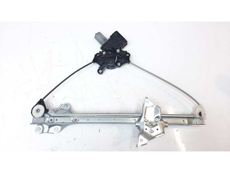 Recambio de elevalunas delantero derecho para toyota rav4 hybrid 4x2 advance referencia OEM IAM 6980142070  