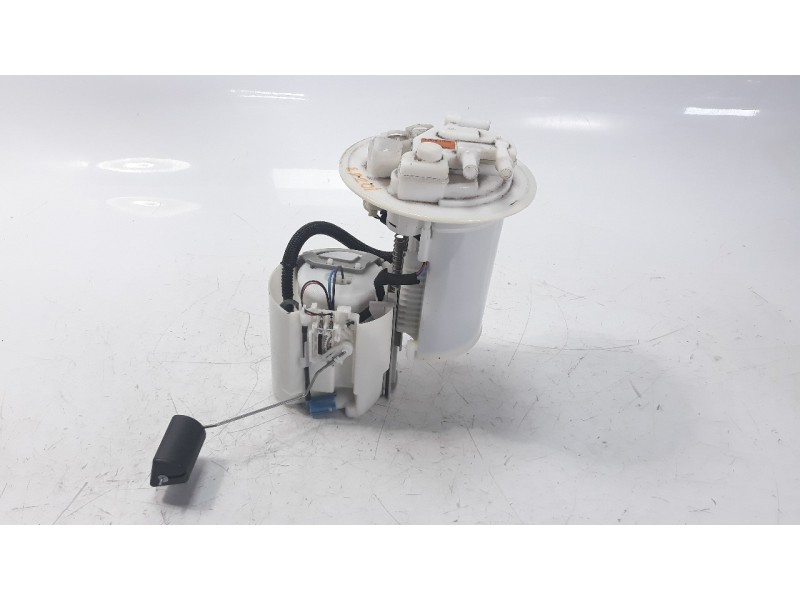 Recambio de bomba combustible para lexus ct 1.8 16v cat (híbrido) referencia OEM IAM 7770447040  