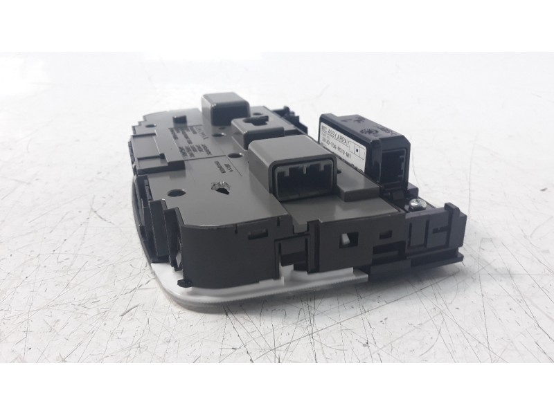 Recambio de luz interior para honda hr-v (..) 1.6 dtec cat referencia OEM IAM 83250T7AJ01ZA  