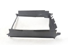 Recambio de calandra delantera de radiador para dacia sandero 1.2 16v cat referencia OEM IAM 215596207R  