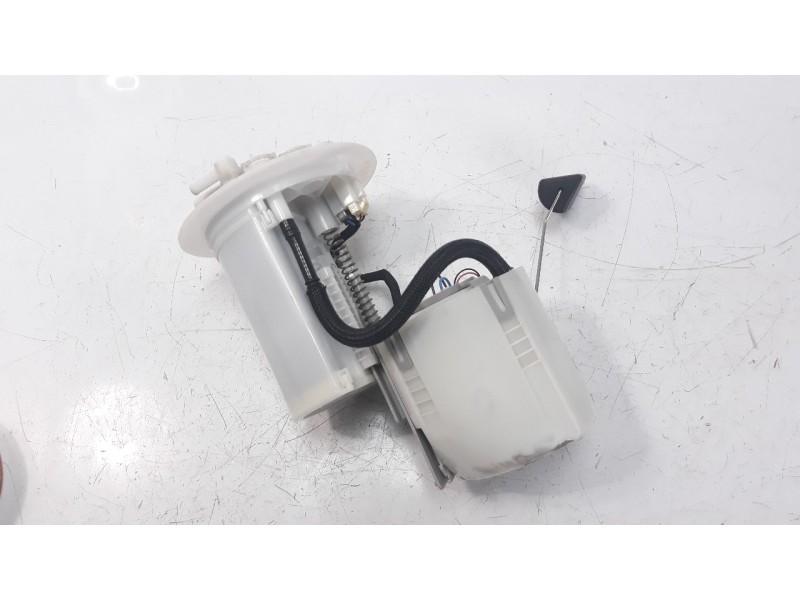 Recambio de bomba combustible para lexus ct 1.8 16v cat (híbrido) referencia OEM IAM 7770447040  
