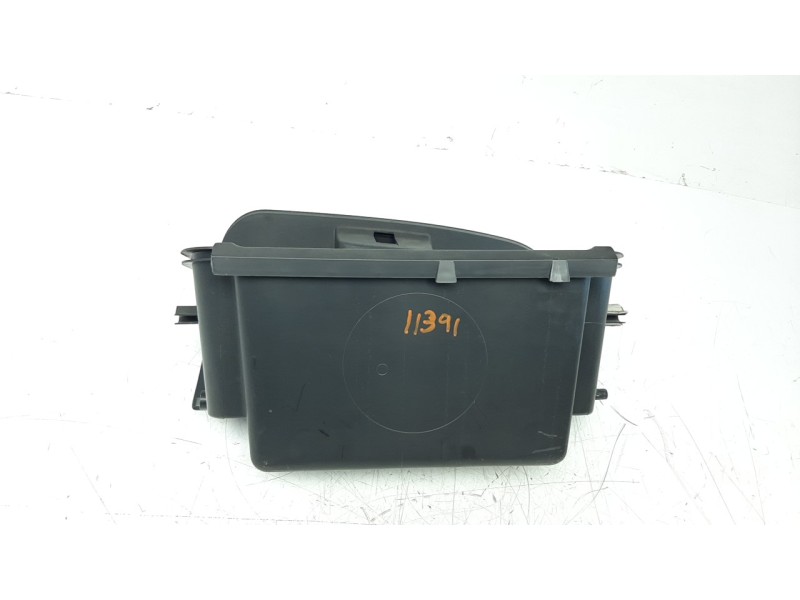 Recambio de guantera para citroen c3 1.4 referencia OEM IAM 9655601777  