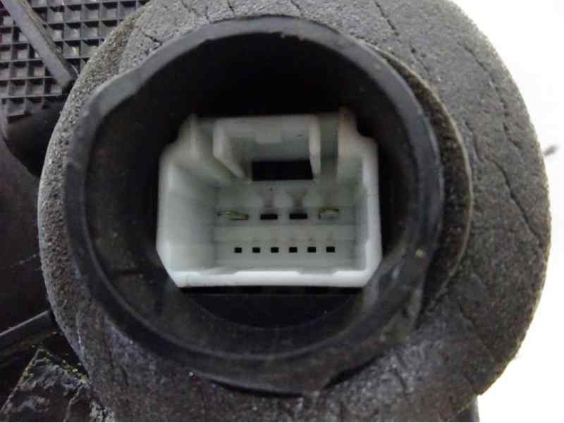 Recambio de cerradura puerta delantera derecha para toyota corolla (e12) 2.0 d-4d linea sol berlina referencia OEM IAM   