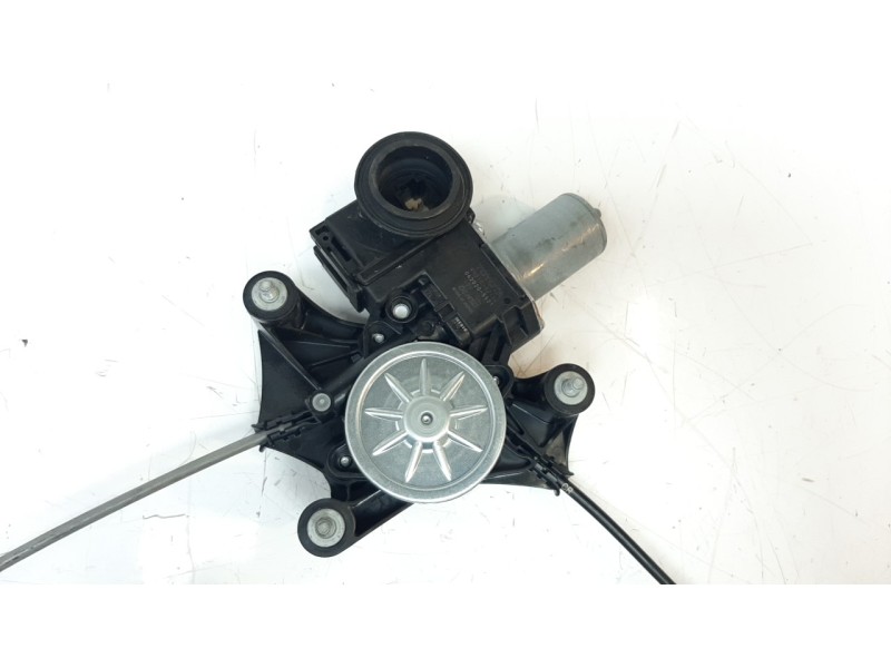 Recambio de elevalunas trasero derecho para toyota rav4 hybrid 4x2 advance referencia OEM IAM 6980342061  