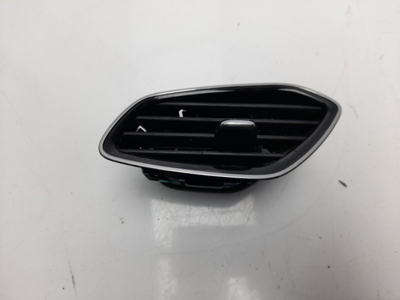Recambio de rejilla aireadora para opel grandland x 1.2 referencia OEM IAM YP00060077  