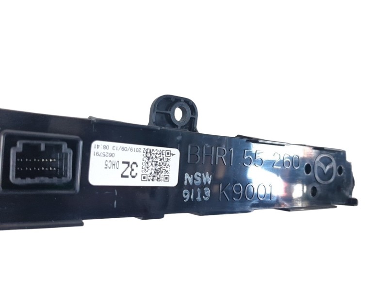 Recambio de pantalla multifuncion para mazda 2 lim. () 1.5 16v cat referencia OEM IAM BHR155260 DHC50607525 