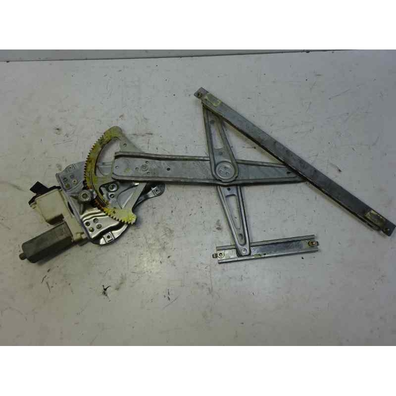 Recambio de elevalunas delantero derecho para toyota corolla (e12) 2.0 d-4d linea sol berlina referencia OEM IAM 6980112170 TA70