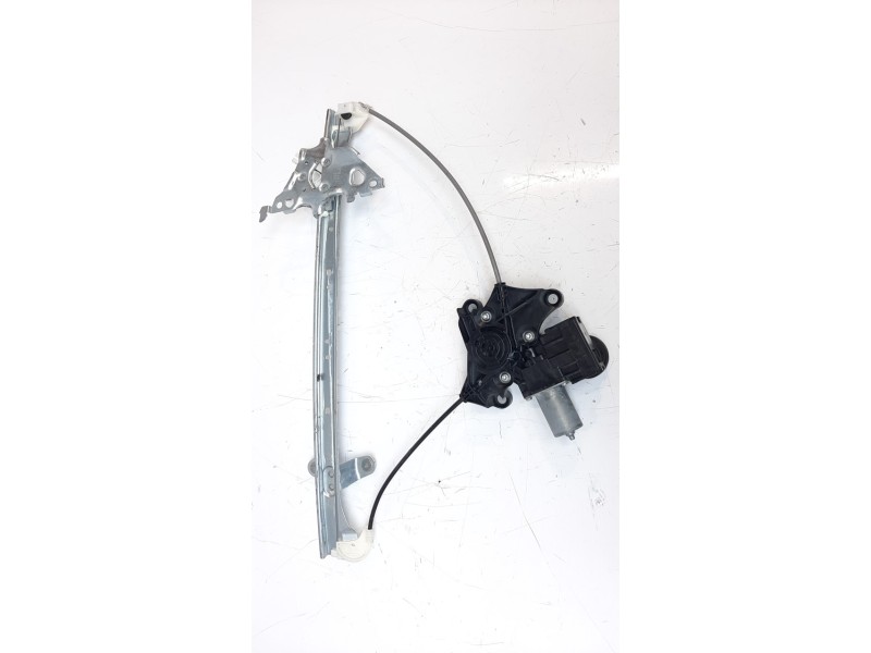 Recambio de elevalunas trasero izquierdo para toyota rav4 hybrid 4x2 advance referencia OEM IAM 6980442062  