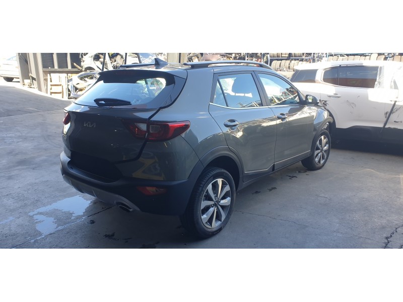 kia stonic (ybcuv) del año 2023