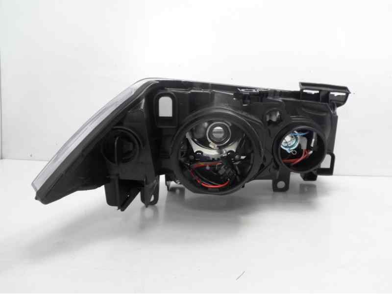Recambio de faro izquierdo para renault megane ii berlina 5p referencia OEM IAM 260603054R 10119491002 RN4224902
