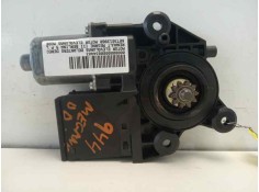 MOTOR ELEVALUNAS DELANTERO DERECHO 807301396R 807301396R 916828200 912462200