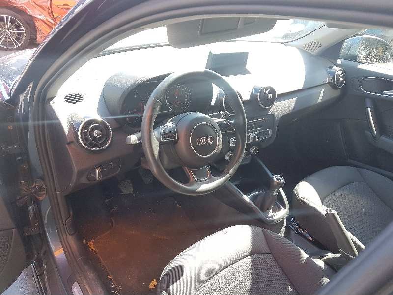 audi a1 sportback (8xf) del año 2016