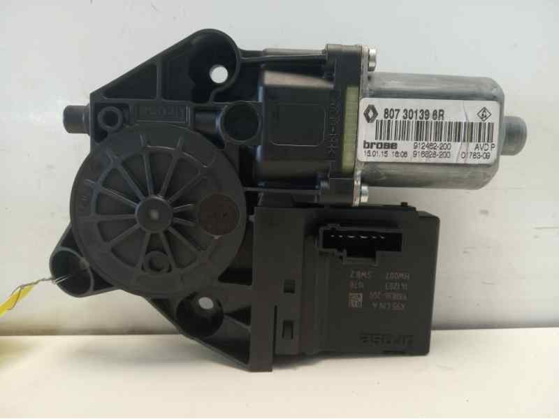 Recambio de motor elevalunas delantero derecho para renault megane iii berlina 5 p limited referencia OEM IAM 807301396R 9124622
