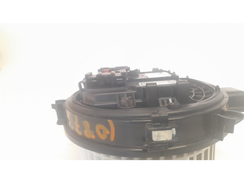 Recambio de ventilador calefaccion para opel astra k lim. 5türig 1.6 cdti dpf referencia OEM IAM 0130309510  