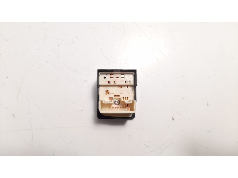 Recambio de mando retrovisor para toyota yaris hsd active referencia OEM IAM 183574  