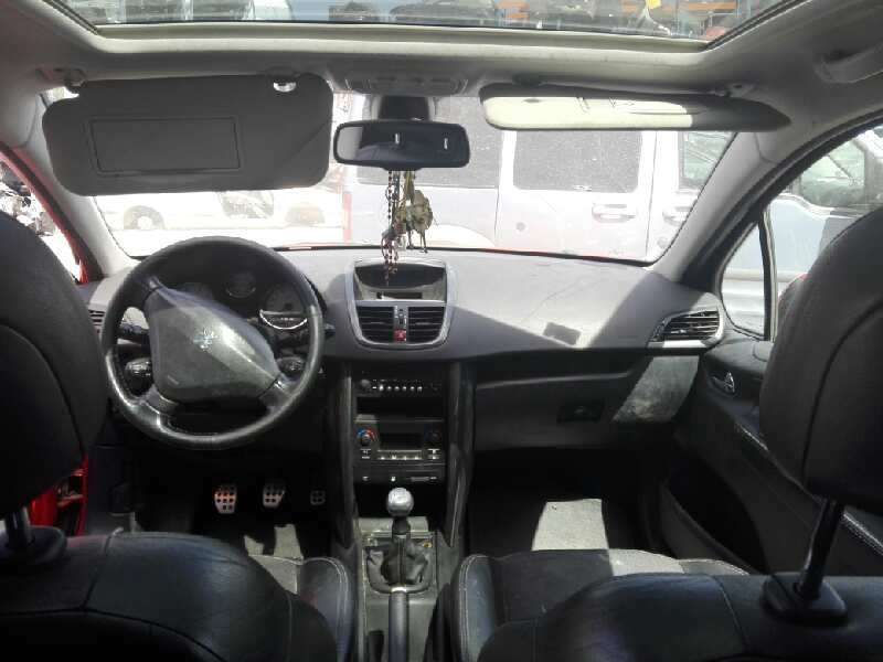 peugeot 207 del año 2007