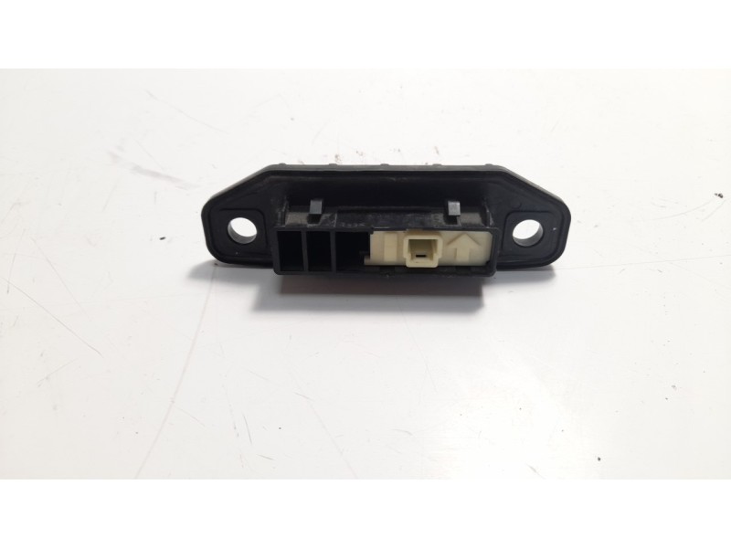 Recambio de interruptor para toyota yaris hsd active referencia OEM IAM 8484002050  