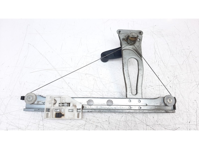 Recambio de elevalunas trasero derecho para citroen c3 1.4 referencia OEM IAM 9680027380  