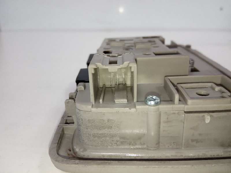 Recambio de luz interior para opel antara selective referencia OEM IAM 96673784  
