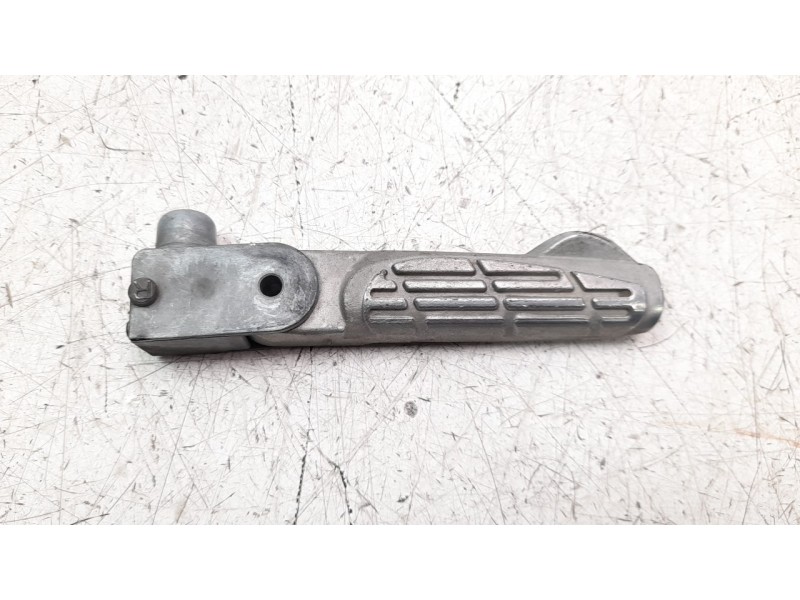 Recambio de estribo para kymco agility 50/125 agility city 125 referencia OEM IAM 5071ALDA6C00  