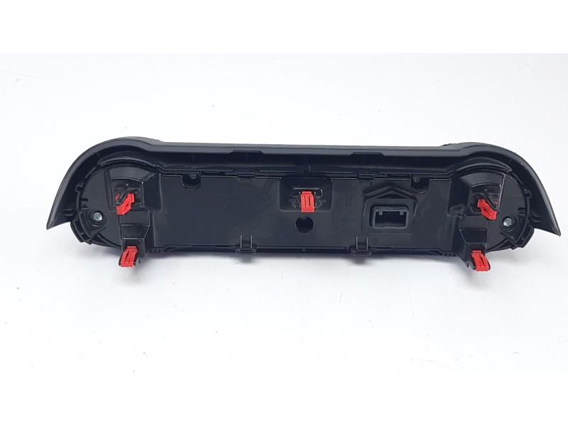 Recambio de mando climatizador para toyota rav4 hybrid 4x2 advance referencia OEM IAM 5590042580  