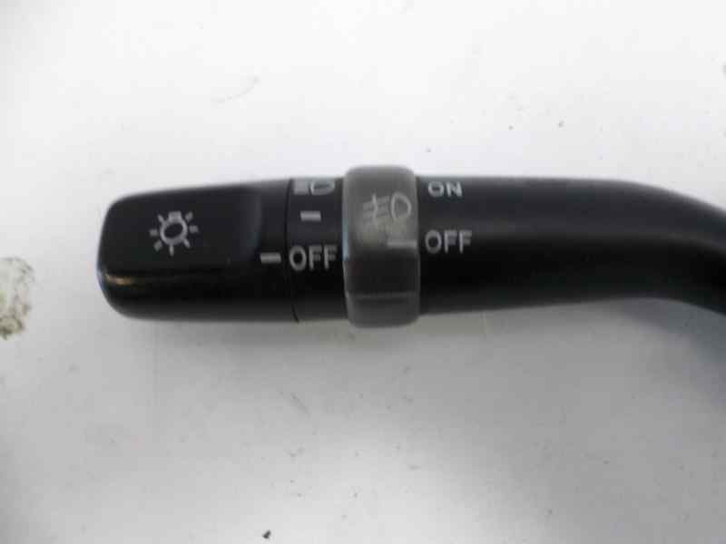 Recambio de mando intermitentes para toyota lexus is 200 (gxe10) 2.0 cat referencia OEM IAM   