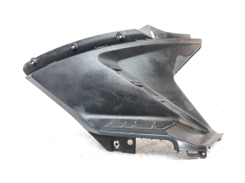 Recambio de moldura para kymco agility 50/125 agility city 125 referencia OEM IAM 83510ALJ8E000IT  