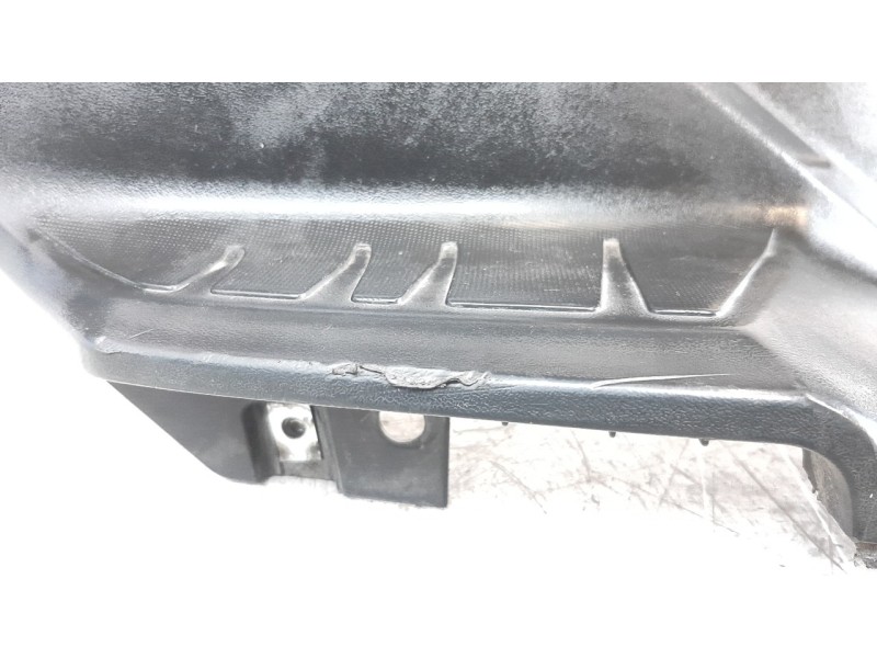Recambio de moldura para kymco agility 50/125 agility city 125 referencia OEM IAM 83510ALJ8E000IT  