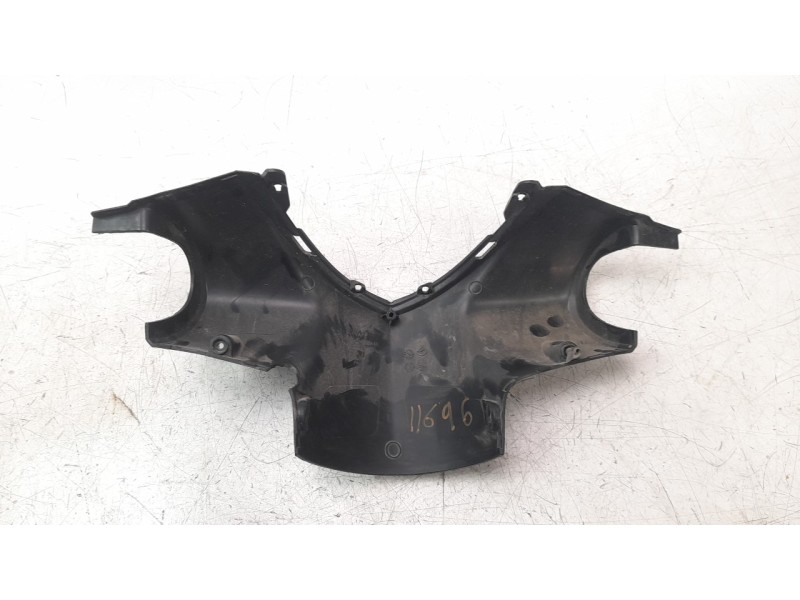 Recambio de moldura para kymco agility 50/125 agility city 125 referencia OEM IAM 53206ALJ8E10N1R  