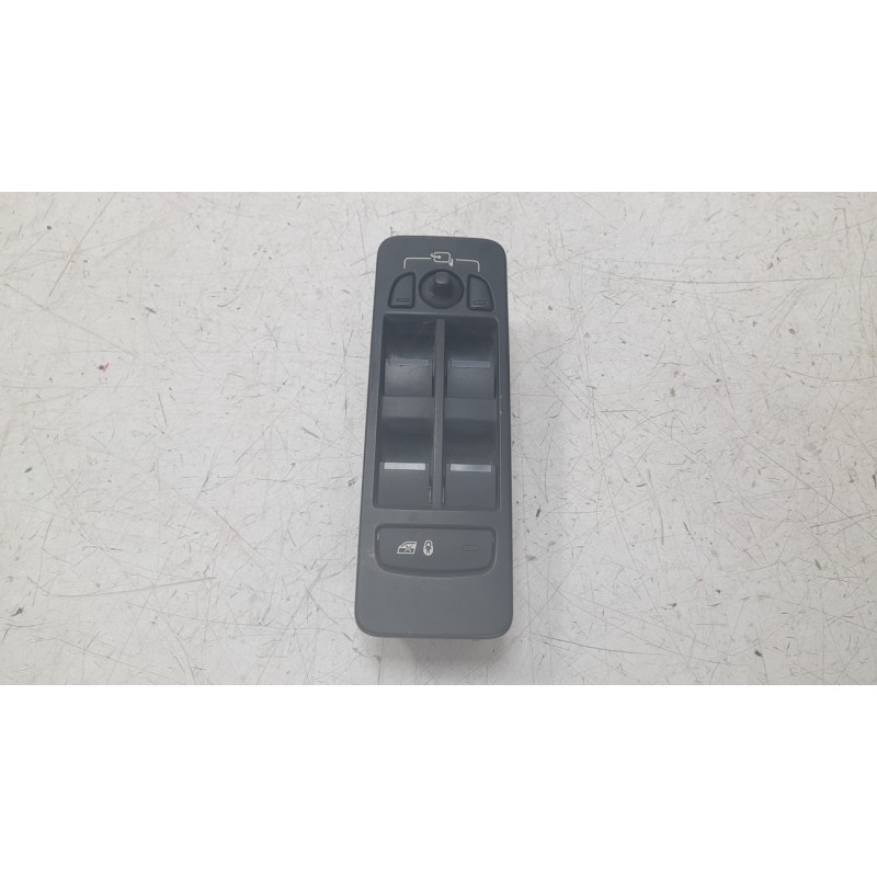 Recambio de mando elevalunas delantero izquierdo para land rover discovery sport (l550) 2.0 d 4x4 referencia OEM IAM FK7214540AC