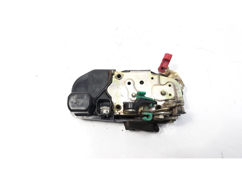 Recambio de cerradura puerta trasera izquierda para chrysler jeep cherokee (kj) 2.5 crd cat referencia OEM IAM 55177045AC  