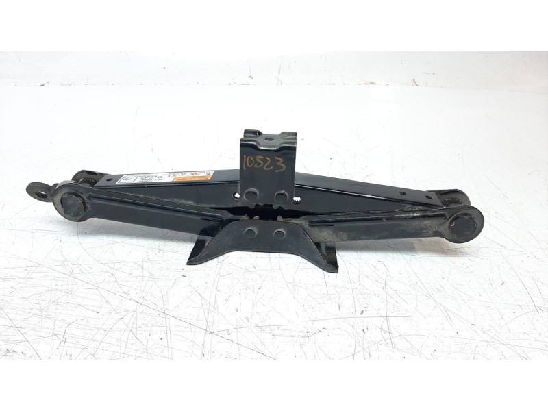 Recambio de gato para mitsubishi eclipse cross motion 2wd referencia OEM IAM 9280A276  