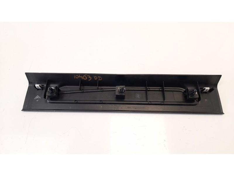 Recambio de moldura para alfa romeo giulia (952) 2.2 jtdm cat referencia OEM IAM 156107572  