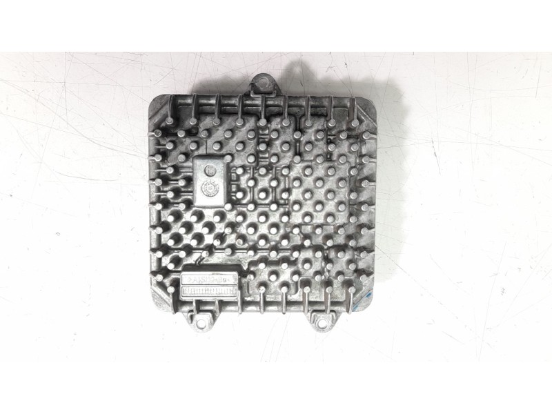 Recambio de centralita faros xenon para bmw serie 3 lim. (f30) 318d referencia OEM IAM 7457873  