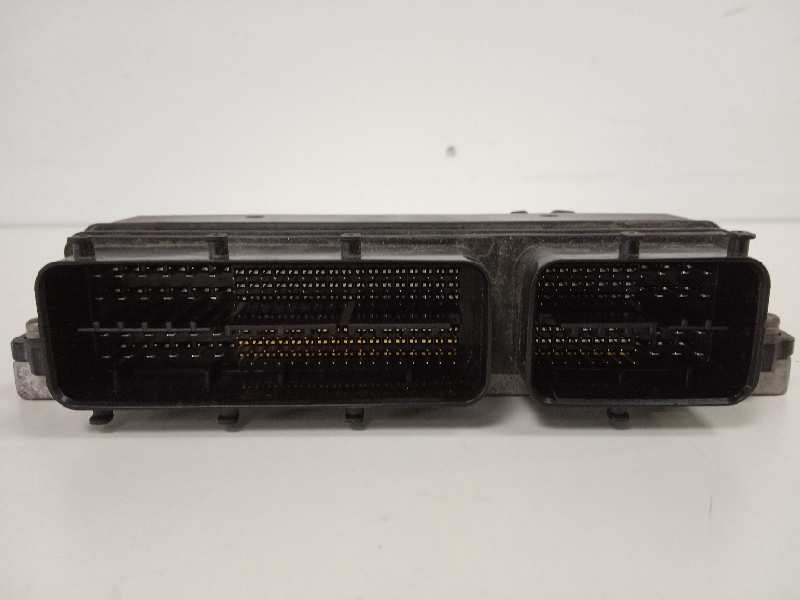 Recambio de centralita motor uce para toyota auris hybrid active referencia OEM IAM 896610Z250  