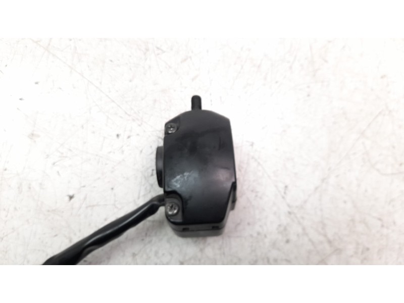 Recambio de piña luces izquierda para kymco agility 50/125 agility city 125 referencia OEM IAM 3520ALGB5E11  
