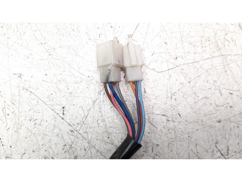 Recambio de piña luces izquierda para kymco agility 50/125 agility city 125 referencia OEM IAM 3520ALGB5E11  