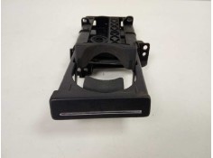 Recambio de moldura para toyota auris hybrid active referencia OEM IAM   