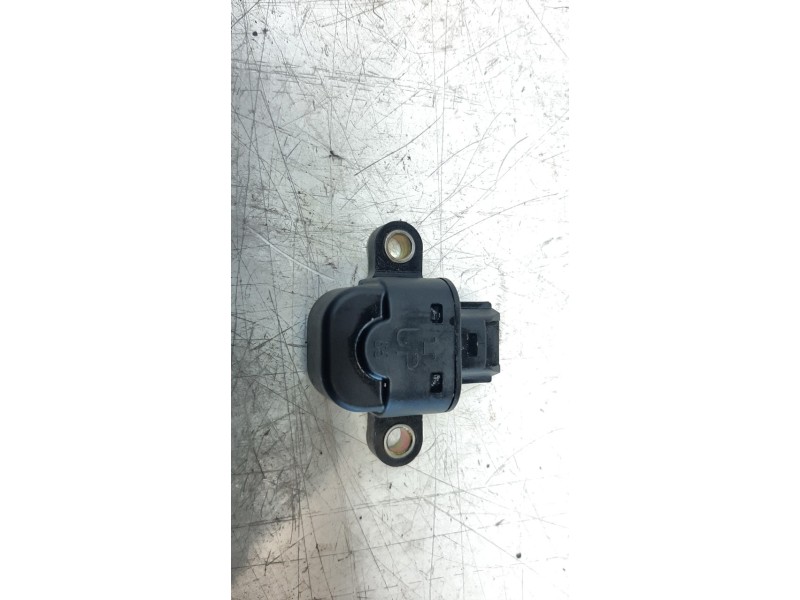 Recambio de sensor para kymco agility 50/125 agility city 125 referencia OEM IAM 94119045  