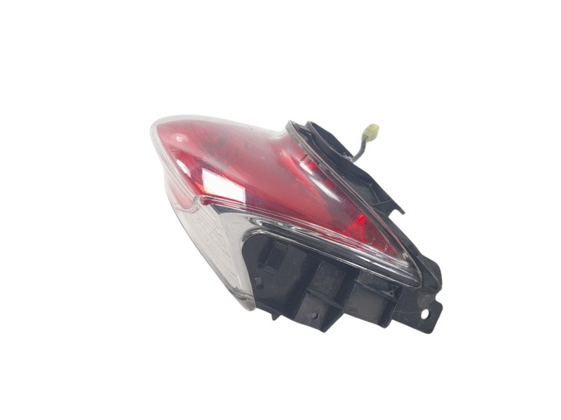 Recambio de piloto trasero para honda pcx referencia OEM IAM 33710KWN901  