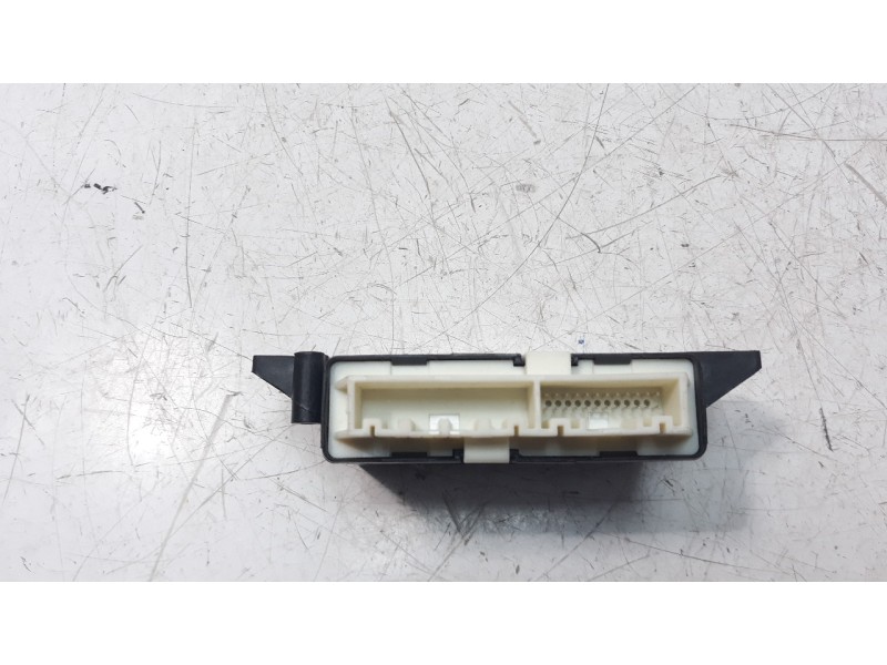 Recambio de modulo electronico para renault megane iv berlina 5p 1.5 dci diesel fap energy referencia OEM IAM 259900395R  
