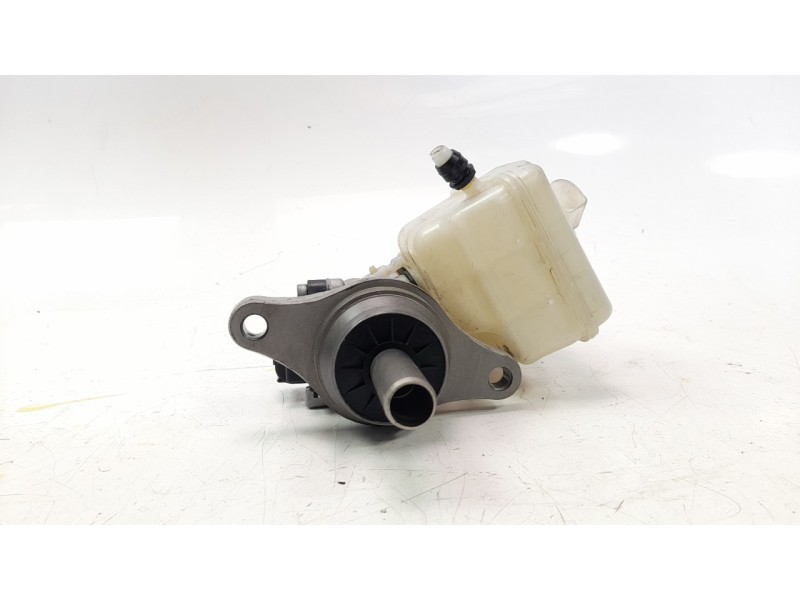 Recambio de bomba freno para skoda fabia 1.0 tsi referencia OEM IAM 6R1611019F  