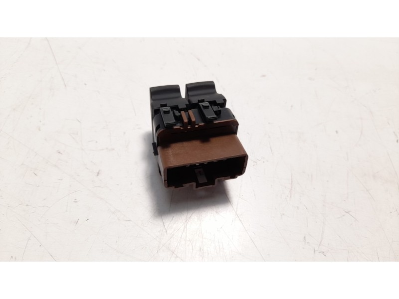 Recambio de mando elevalunas delantero izquierdo para renault clio ii fase ii (b/cb0) referencia OEM IAM 8200060045 IAF430017HQ 