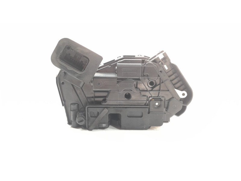 Recambio de cerradura puerta trasera izquierda para skoda fabia 1.0 tsi referencia OEM IAM 5TA839015E  