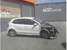 VOLKSWAGEN POLO (6R1)